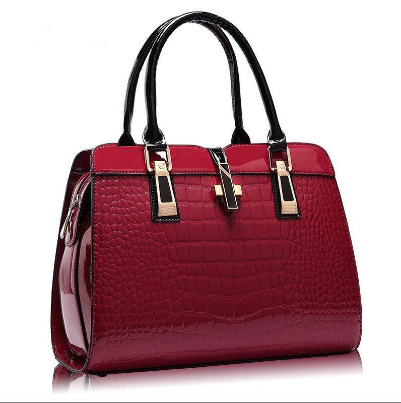 Elegant Luxury Women’s Handbag | Premium Designer-Inspired Shoulder Bag with Timeless Style